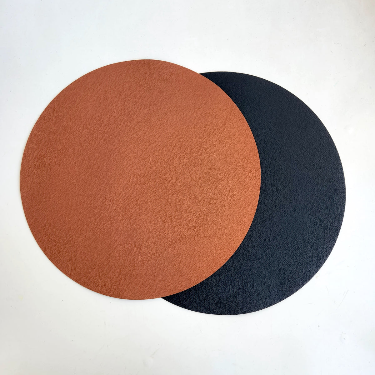 Double Sided Placemats, PU Leather Table Mats, Round Shape, Waterproof