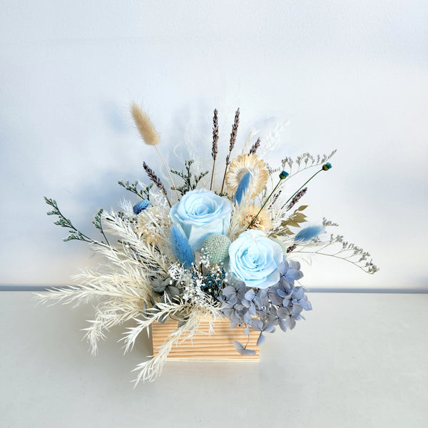 Baby Blue Dried Flower Arrangement, Table Flower, Interior Decoration, Gift Ideas