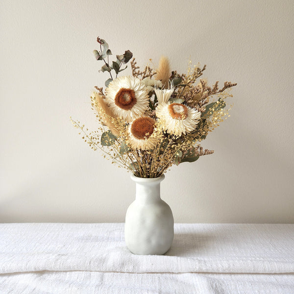 Natural Tone Small Bouquet, Dried Flower Bunch, Wedding Flower, Home Decoration