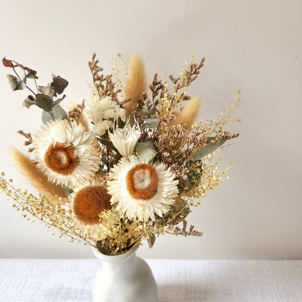 Natural Tone Small Bouquet, Dried Flower Bunch, Wedding Flower, Home Decoration